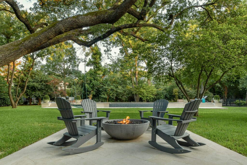 Bonick Landscaping Breaking Down the Best Outdoor Fireplace & Fire Pit Ideas  